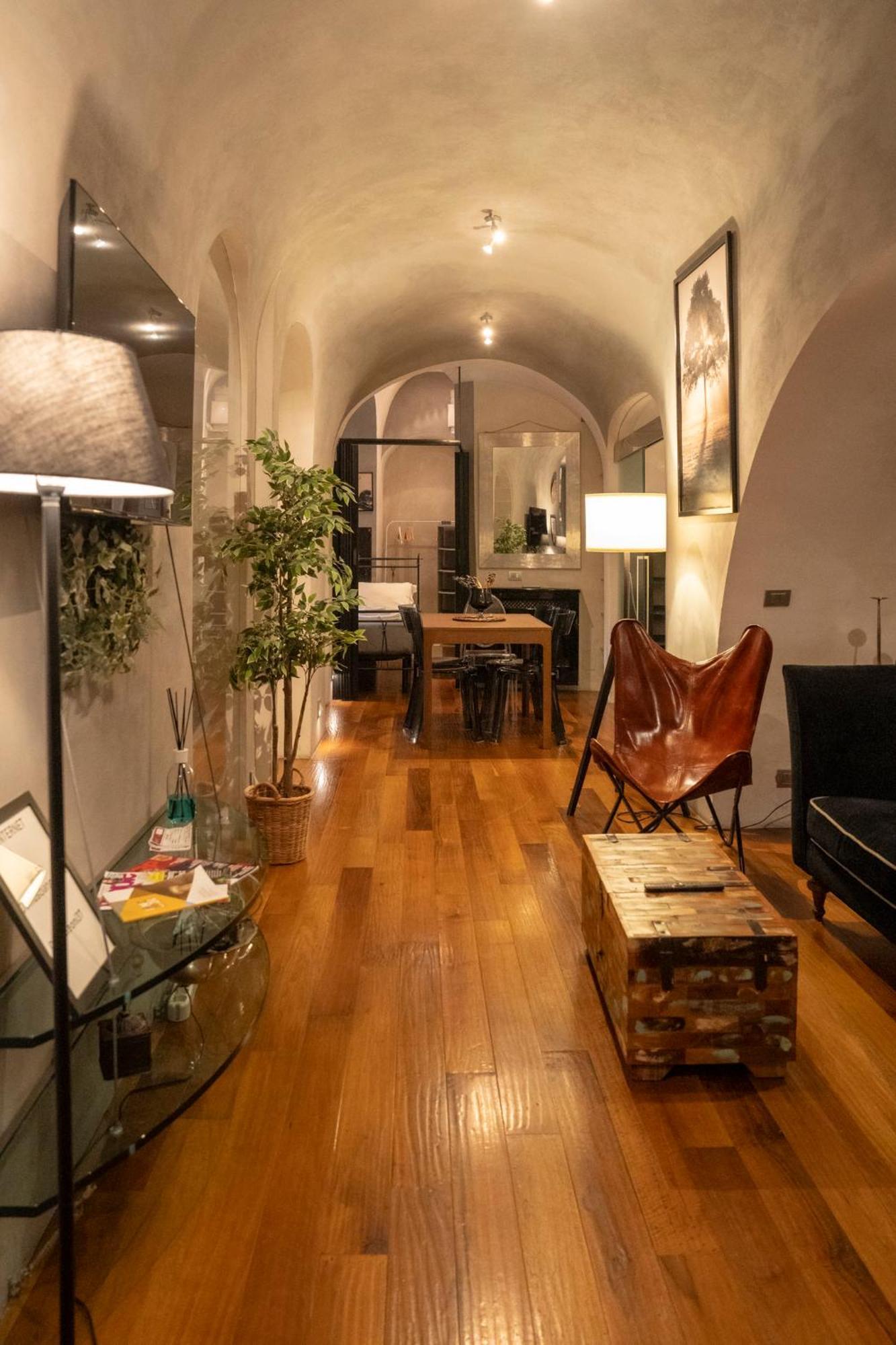 Domus Ciancaleoni - Colosseum - Rione Monti โรม ภายนอก รูปภาพ